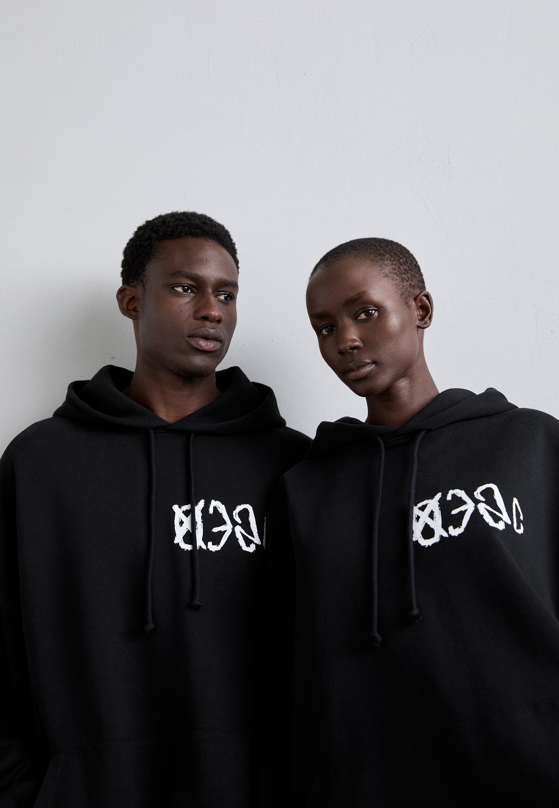 ★032c★ U SOS BUBBLE HOODIE FADED BLACK SOS