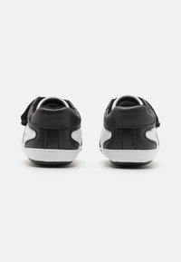 Calvin Klein Jeans JEAN UNISEX - Botoșei - black/white