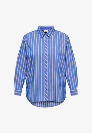 Modra in bela črtasta srajca z dolgimi rokavi, gumbom z naramnico, koničastim ovratnikom, okroglo robom in sproščenim krojem. Tkanina se zdi gladka in lahka.