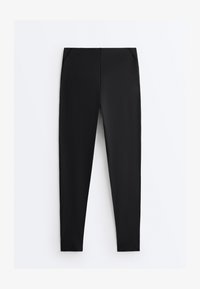 Sélectionné, black