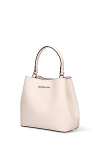 Witte leren tote bag met een gestructureerd ontwerp, handvatten aan de bovenkant, gouden logo en een gladde textuur. Ideaal voor dagelijks gebruik.