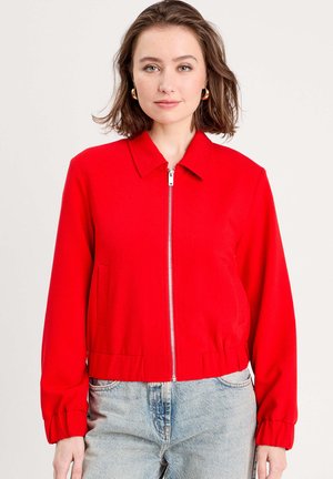 - Kurtka Bomber