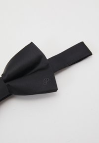 Thumbnail Image 3