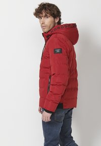Koroshi Zimná bunda - rojo   red