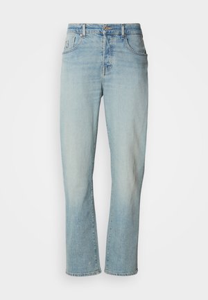 Vaqueros de mezclilla azul claro con un diseño de pierna recta, cinco bolsillos y un ligero desvanecimiento. Confeccionados con un clásico cierre de botón y cremallera.