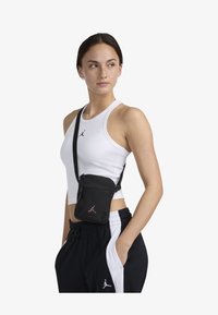 Δεν επιλέχθηκε, black