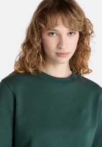 Timberland BRUSHED BACK CREW - Sweatshirt - dark green