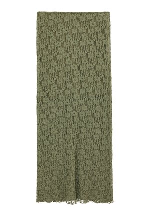 Tissu en dentelle rectangulaire vert olive avec un motif floral et des bords en forme de vagues sur un fond blanc.