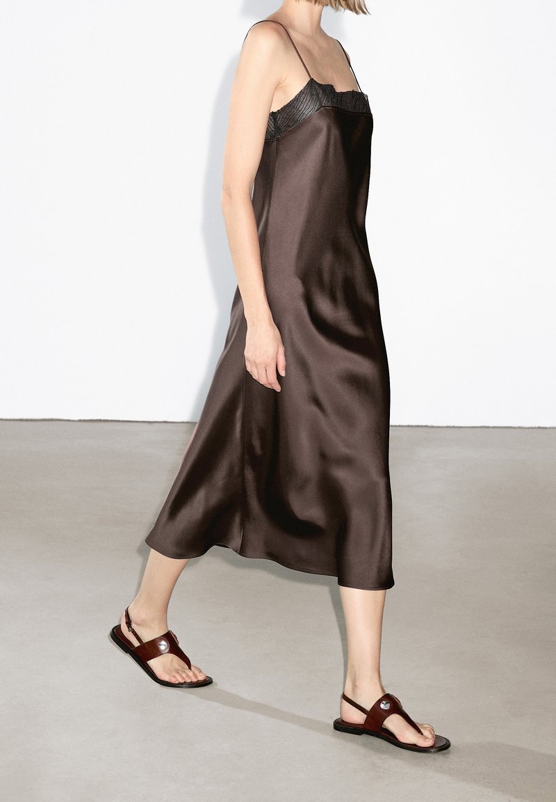 long brown slip dress Freilla Satin Midi - US 10 feminine look Knee Slate Blue Abercrombie & Fitch puff Size:us-24w