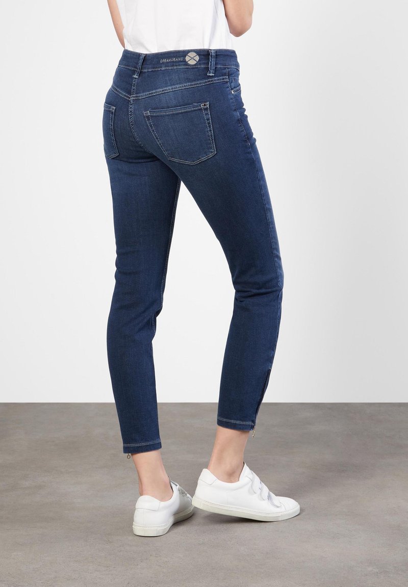Mac Jog'n Slim Fit in Medium blue