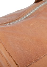 Still Nordic STILLBASIC WEEKEND BAG - Weekender - caramel