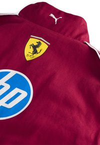Puma SCUDERIA FERRARI 2025 TEAM RACING  - Kerge jope - dark cherry
