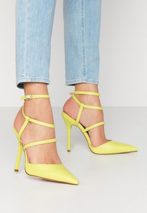 Zapatos altos - green