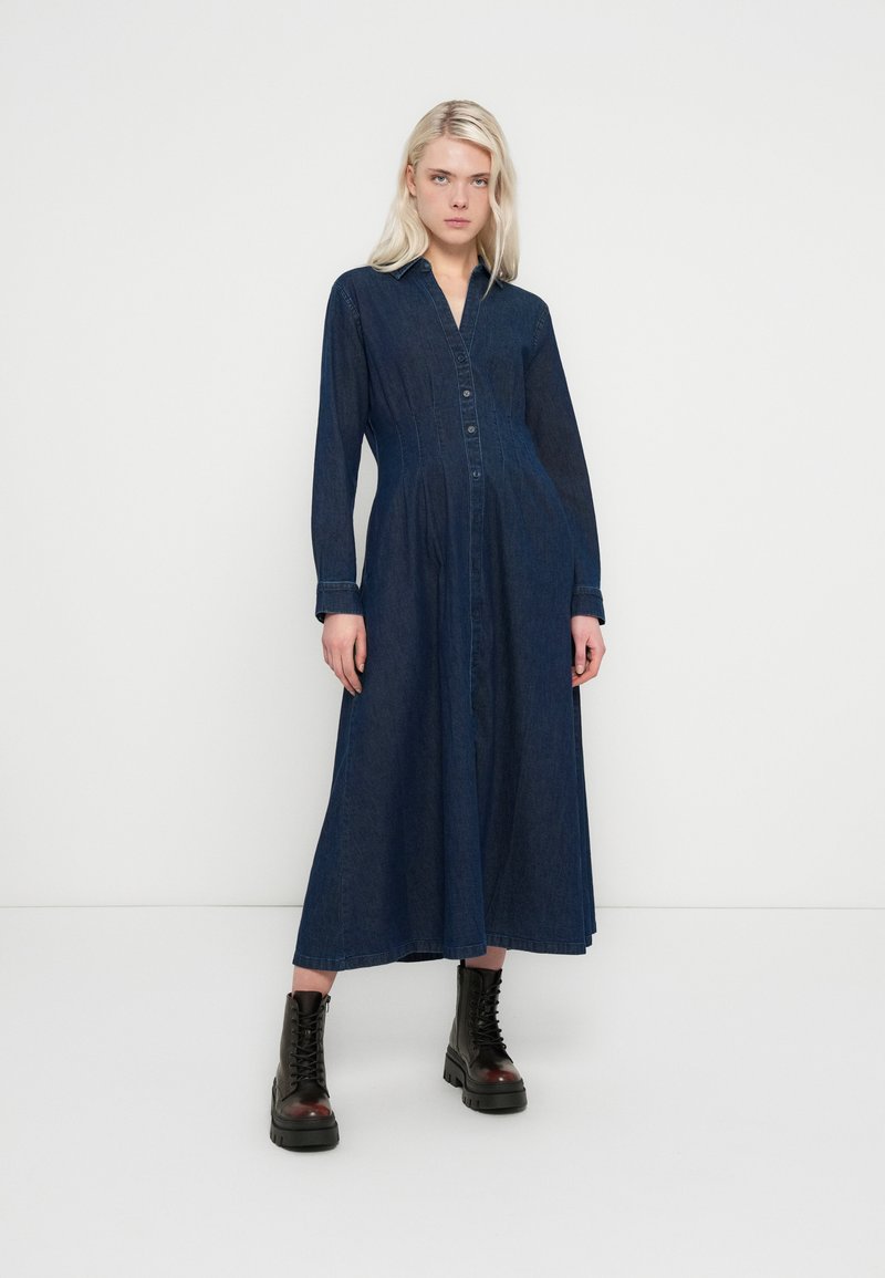 light blue floral long sleeve dress Women's White & Blue Floral Boho Puff Sleeve Maxi Dress main image 0