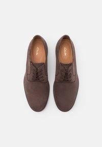 Clarks Stringate - dark brown