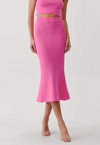 TUSSAH Kynähame - light pink