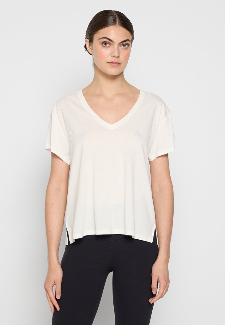 Girlfriend Collective T-shirt basic crème Girlfriend Collective T-shirt basic crème