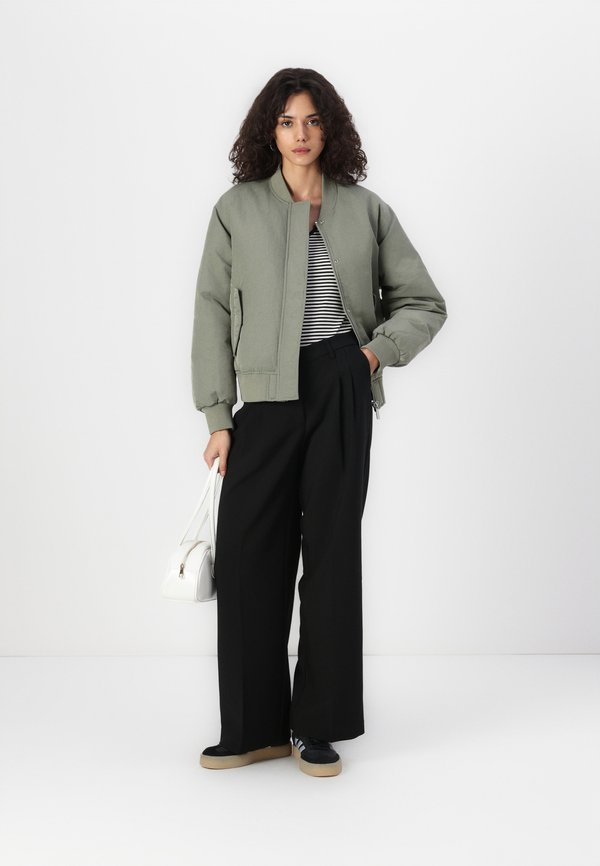 SLFDOVIE BOMBER JACKET - Down jacket - vetiver3