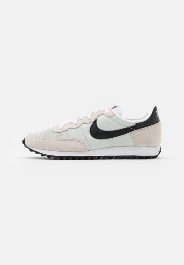 Nike Schuhe Fur Herren Online Shoppen Zalando