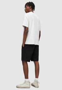AllSaints HANBURY SHORT - Shorts - black