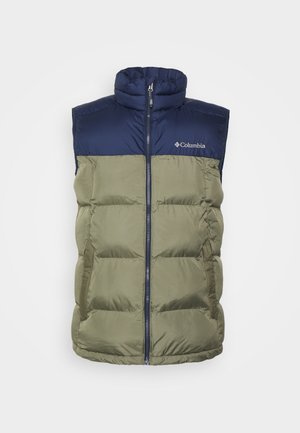 Gilet imbottito in blu navy e verde oliva, con collo alto, zip frontale e sezioni trapuntate per isolamento e texture.