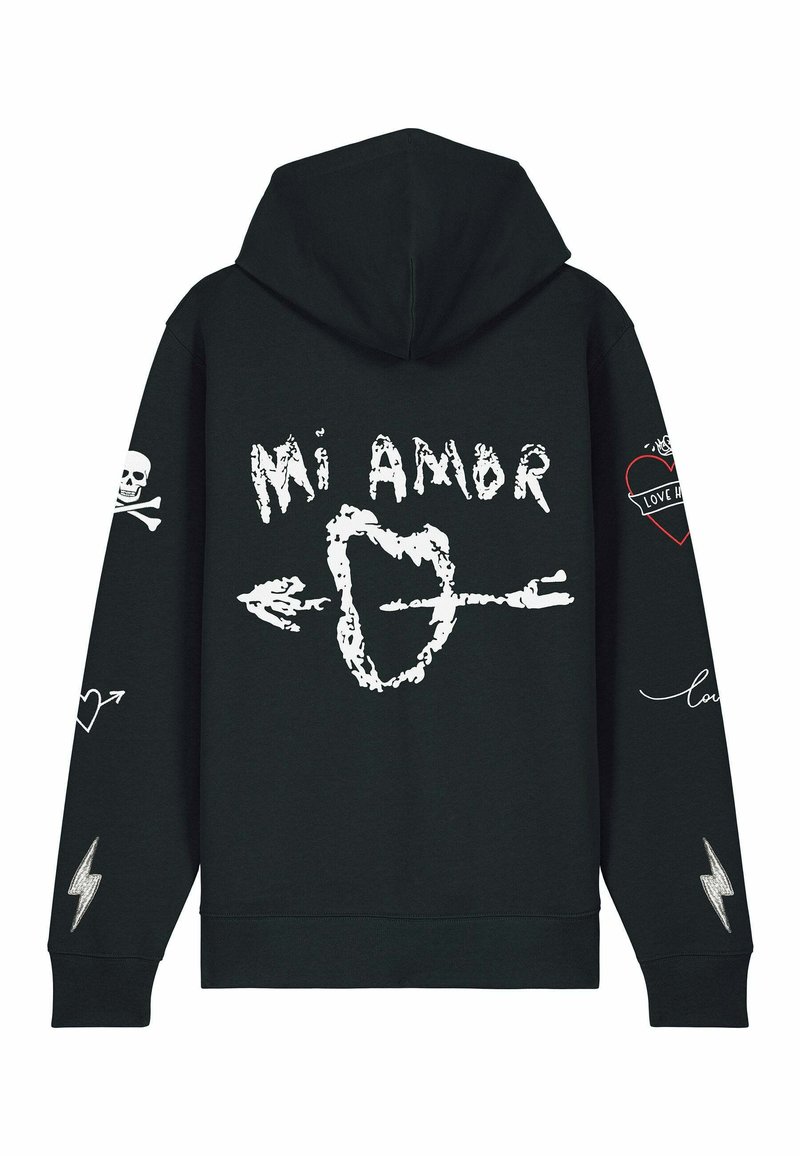 Felpa nera con stampa grafica bianca e rossa, che include la scritta "Mi Amor", un cuore, frecce, teschi e accenti di fulmini. Morbida, di spessore medio.