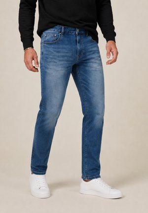 Pier One by Zalando Дънки със свободна кройка - blue denim