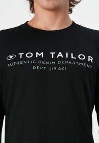 TOM TAILOR PRINTED - Μπλούζα με μακριά μανίκια - black