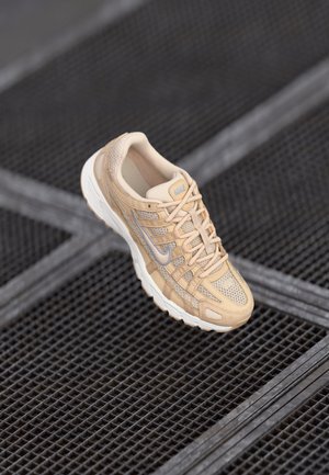 P 6000  - Baskets basses - white onyx/pearl white/sail/metallic silver