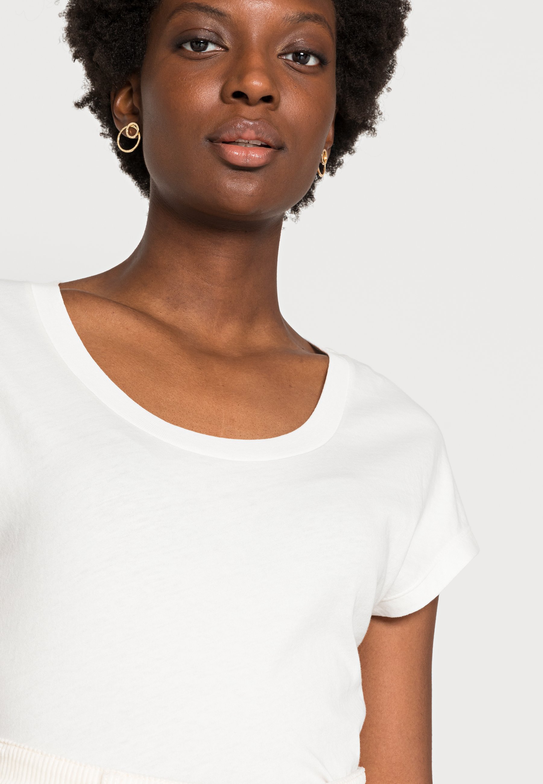 Marc O'Polo Overcut Sleeves Deep Round Neck Basic Tshirt Paper, Women's, Size: XL, White