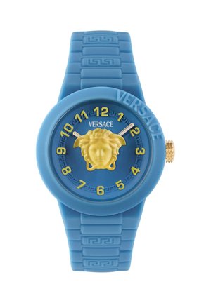 Blåt Versace-ur med gule tal, guld Medusa-hoved i midten, blåt mønstret rem og guldkrone på højre side.
