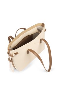 Borsa tote in tela beige con dettagli e manici in ecopelle marrone. Interno con tasca con cerniera e fodera decorata. Design a apertura superiore.