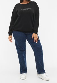 Zizzi Felpa - black