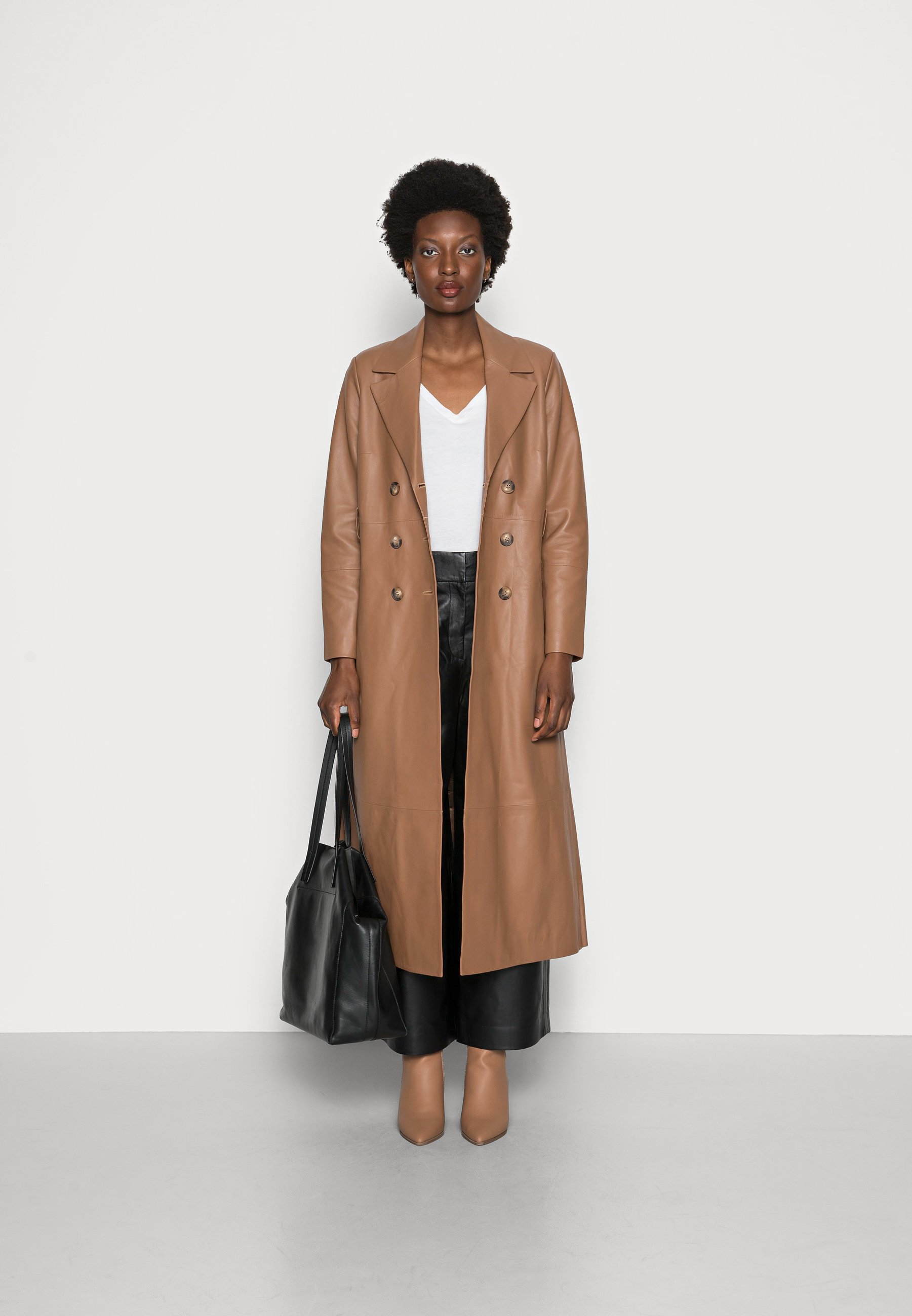 Donna LIONNE - Cappotto classico Donna LIONNE - Cappotto classico
