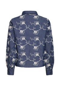 Marineblå langærmet skjorte med hvid blomstervine-broderi, knapmanchetter og klassisk krave, vist fra ryggen.