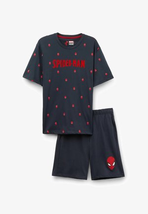 Marineblå bomulds pyjamas sæt med kortærmet skjorte med rød Spider-Man logo og mønstre, parret med shorts der viser Spider-Man emblem.