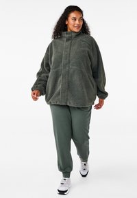 Active by Zizzi Fliisjakk - urban chic