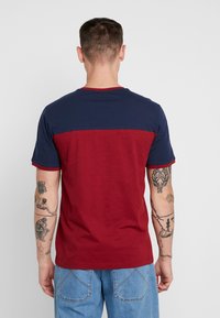 Fila ANASTAS TEE - T-shirt imprimé - red