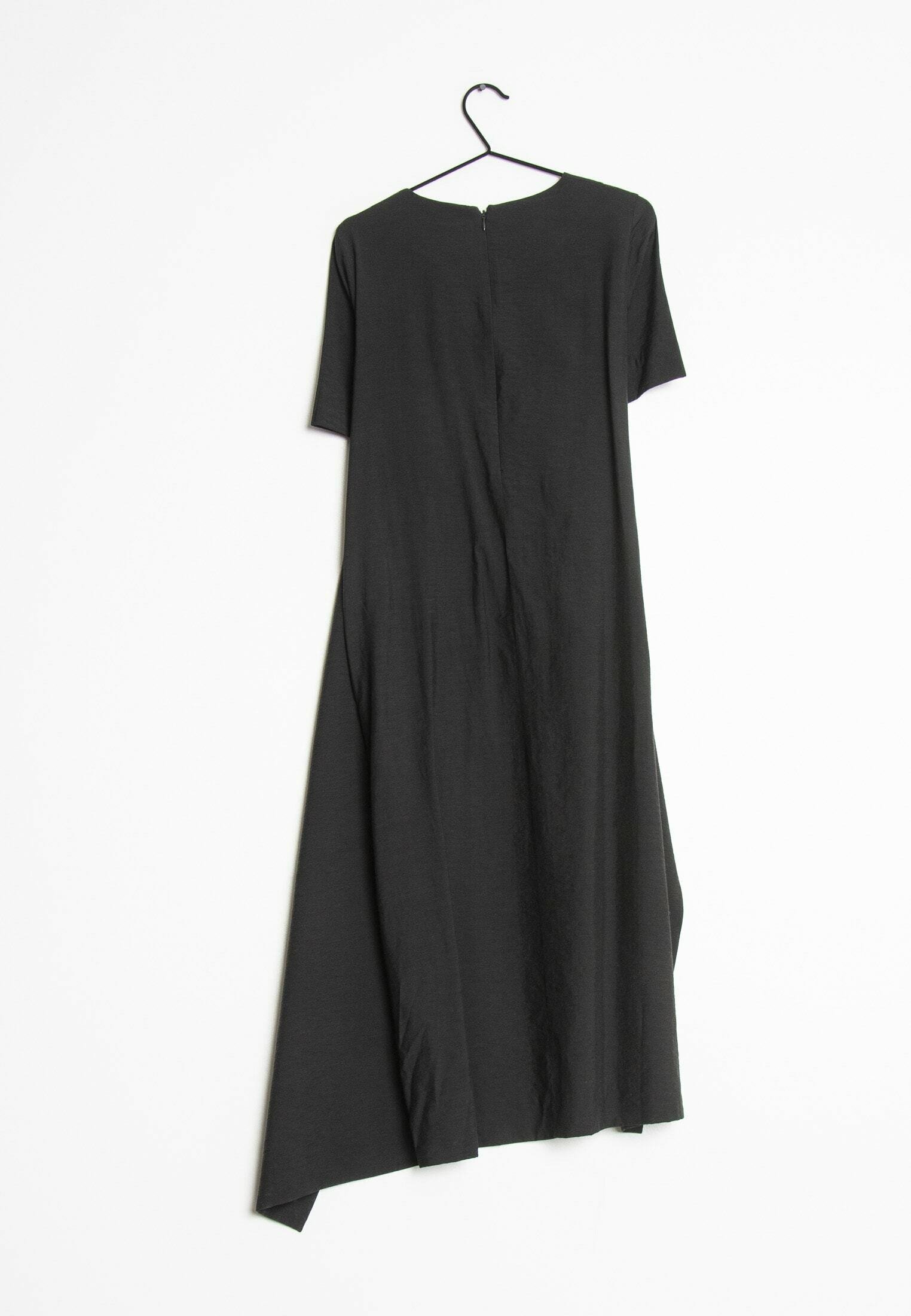 cos robe noire