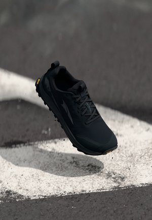 LONE PEAK 9 - Trail running shoes - black