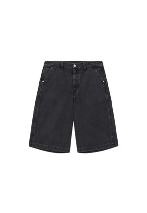 Schwarze Denim-Shorts mit lockerem Sitz, ausgestattet mit zwei Fronttaschen, einem Knopfverschluss und sichtbaren Steppnähten am Bund und an den Säumen.