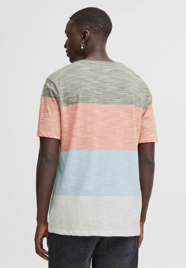 BHJACOB - Print T-shirt - olive night2