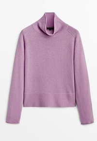 Laventelin värinen neulepaita, jossa on korkea ribbireuna, pitkät hihat ja ribbireunus. Pehmeä rakenne ja rento istuvuus.