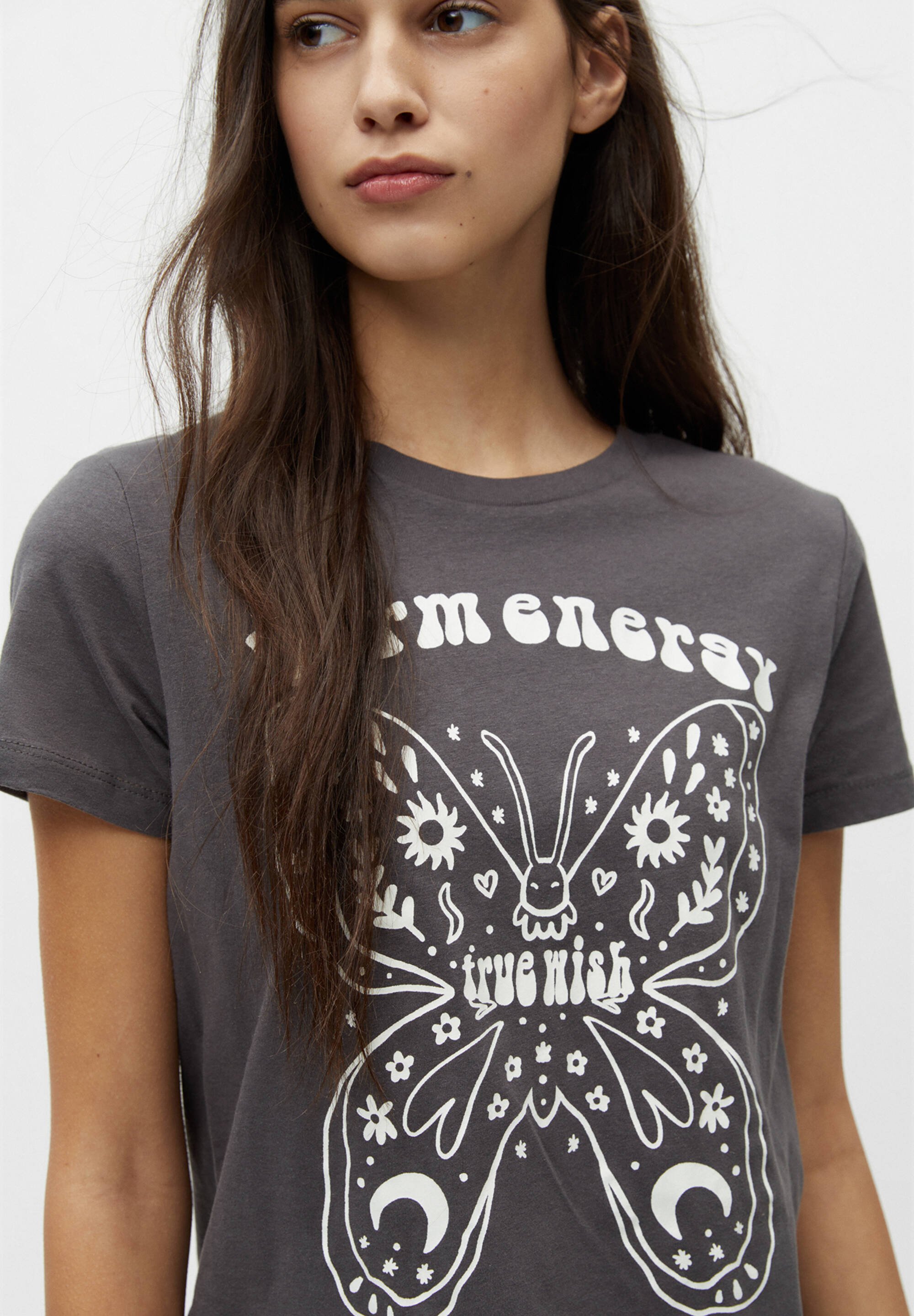 pull and bear kiss t shirt