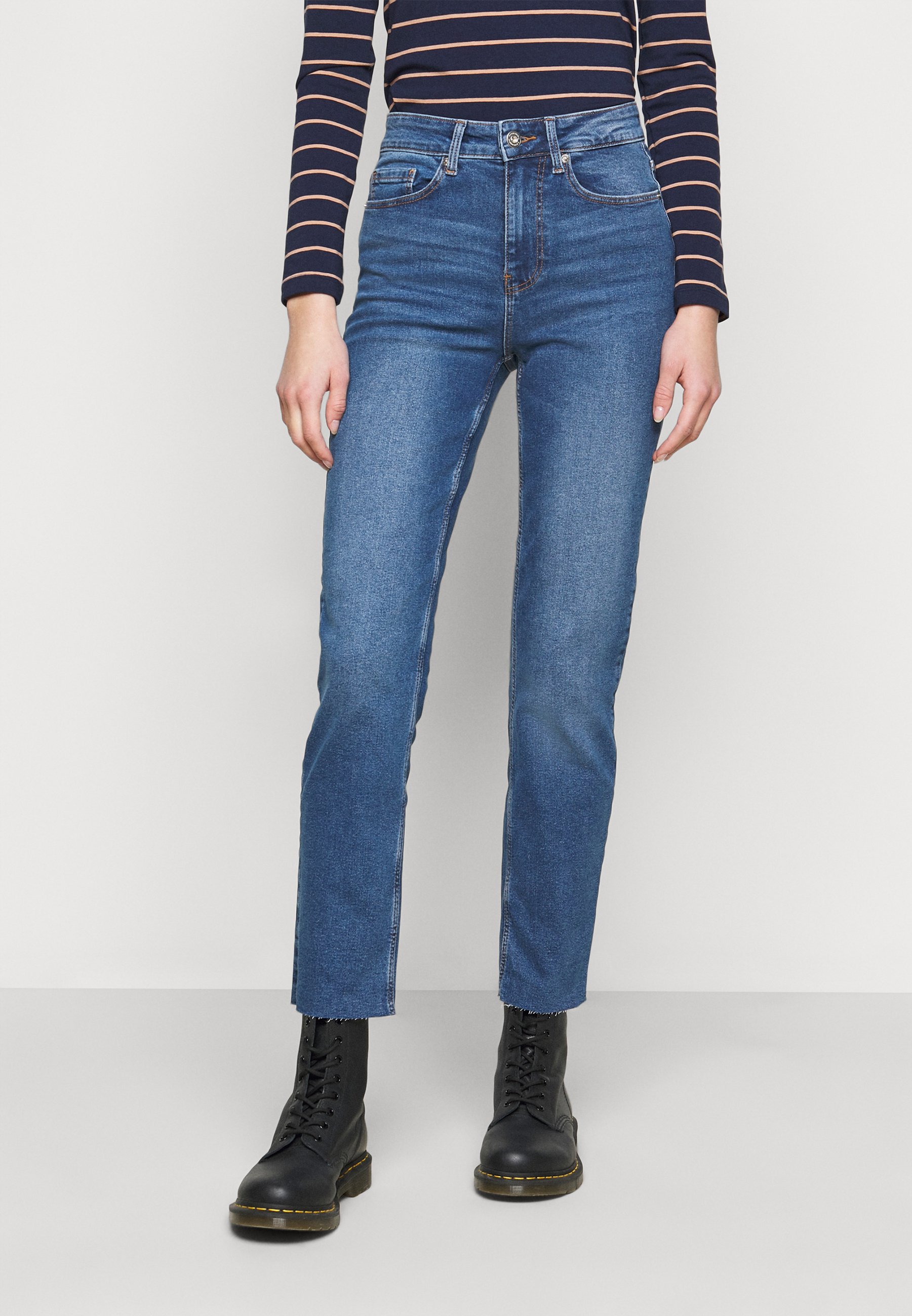 PIECES Tall PCLUNA - Straight leg jeans 