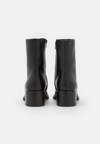 Marks & Spencer Botas clássicas de cano curto - black