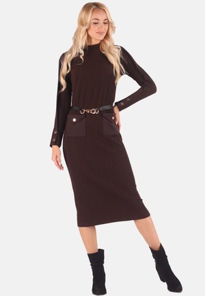 DŁUGA - Strickkleid - brazowy