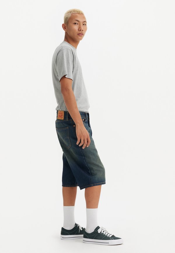 LOOSE - Denim shorts - springstein short3