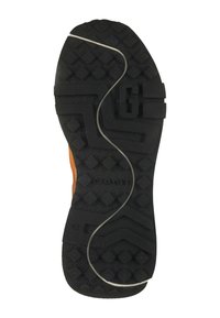 Gumová podešev s texturovaným černým gripem a oranžovými akcenty. Na boku je umístěno logo "G" a velikost "42".