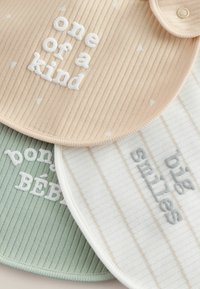 Thumbnail Image 6